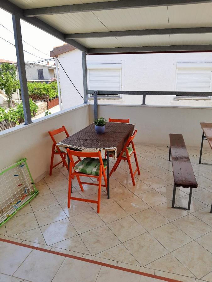 Dalmatino Apartmani Vir Exterior foto